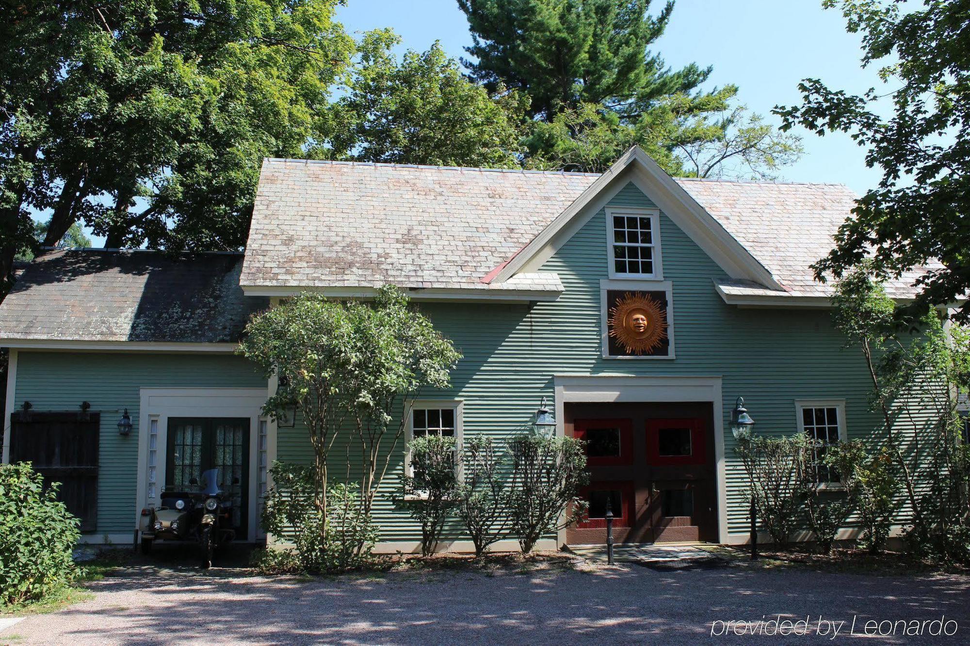 Heart Of The Village Bed & Breakfast In Shelburne Vt Exterior foto